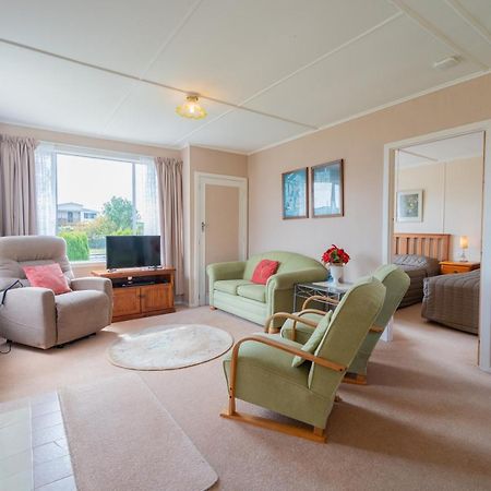Rustlein Cottage - Te Anau Holiday Home Kültér fotó