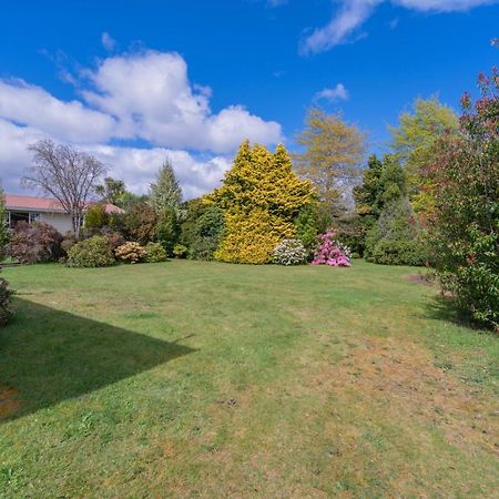 Rustlein Cottage - Te Anau Holiday Home Kültér fotó