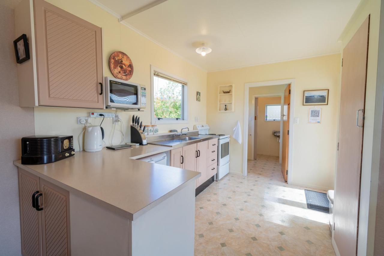 Rustlein Cottage - Te Anau Holiday Home Kültér fotó
